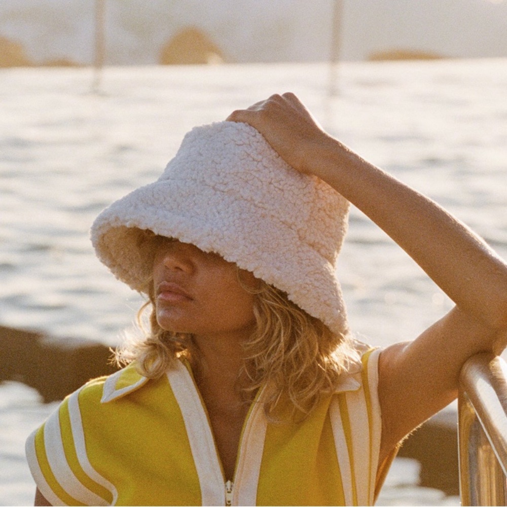Lack of Color, Teddy Bucket hat - Ivory